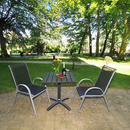 Kaiservillen - 1-raum-ferienwohnung Mit Terrasse Dg23 Apartmán Heringsdorf (Usedom)