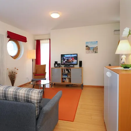 Kaiservillen - 1-raum-ferienwohnung Mit Terrasse Dg23 * Heringsdorf (Usedom)